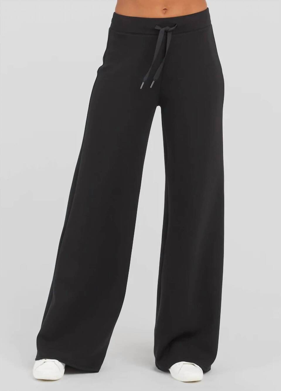 NEW SPANX air essentials wide leg pant in very black